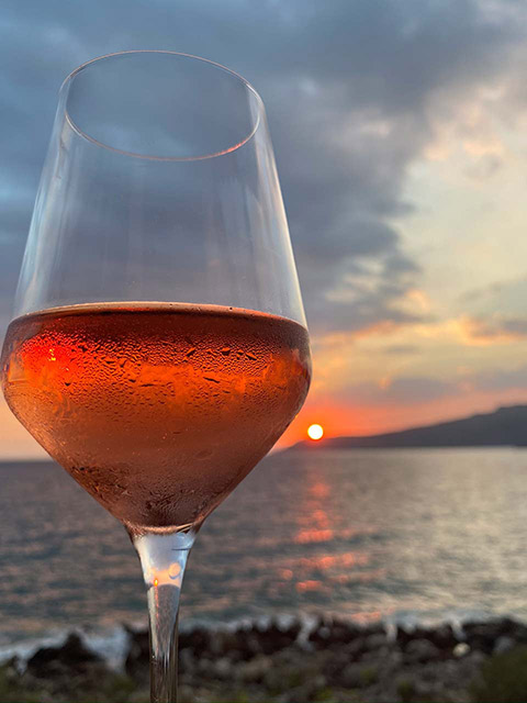 Σκηνές και αξιοθέατα στην Καρδαμύλη